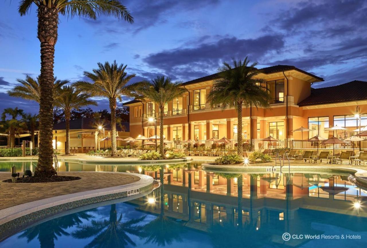 Upscale 2Br Lakefront Townhome - Private Hot Tub! ออร์ลันโด ภายนอก รูปภาพ